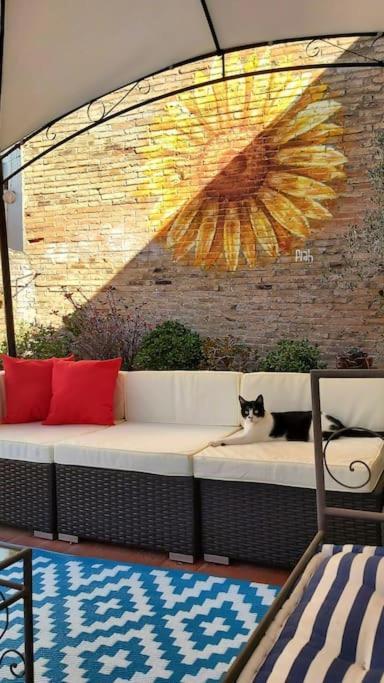 Small Room In Sants With Huge Terrace برشلونة المظهر الخارجي الصورة